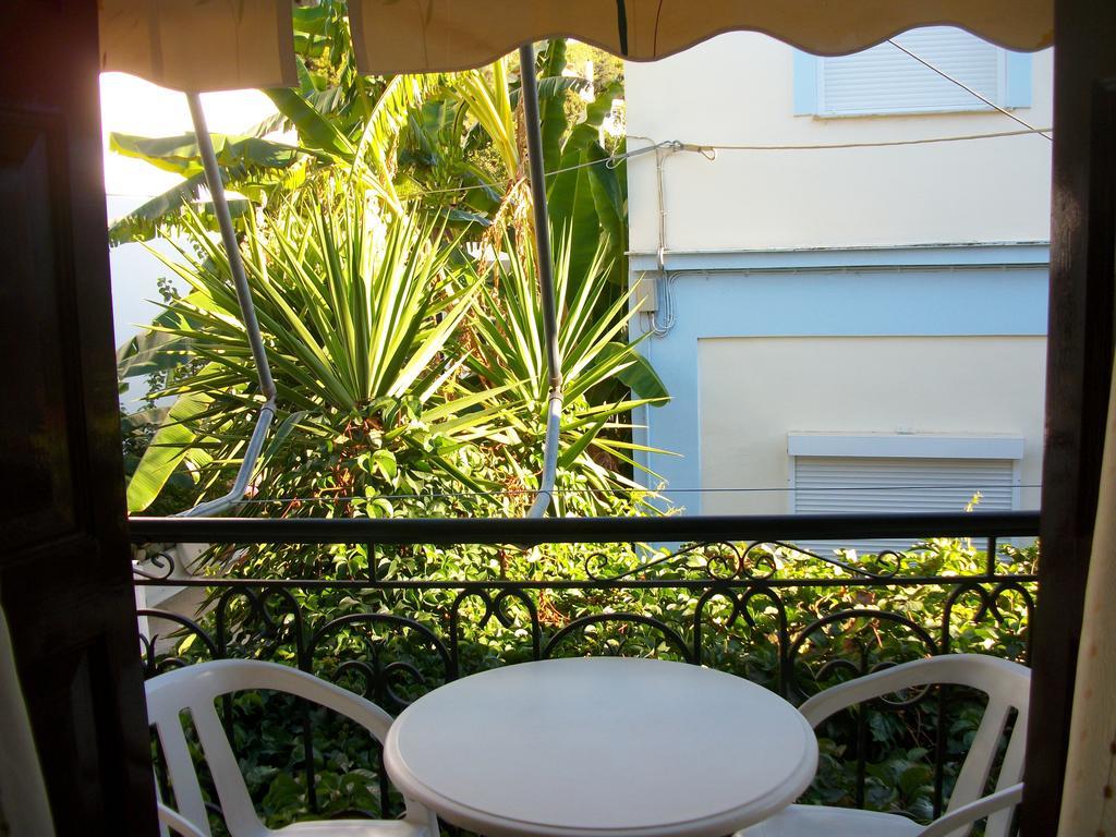 Jasmine'S Guest House การ์โลวาซี ห้อง รูปภาพ
